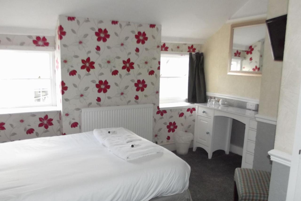The Liverpool Arms Hotel Beaumaris Exteriör bild