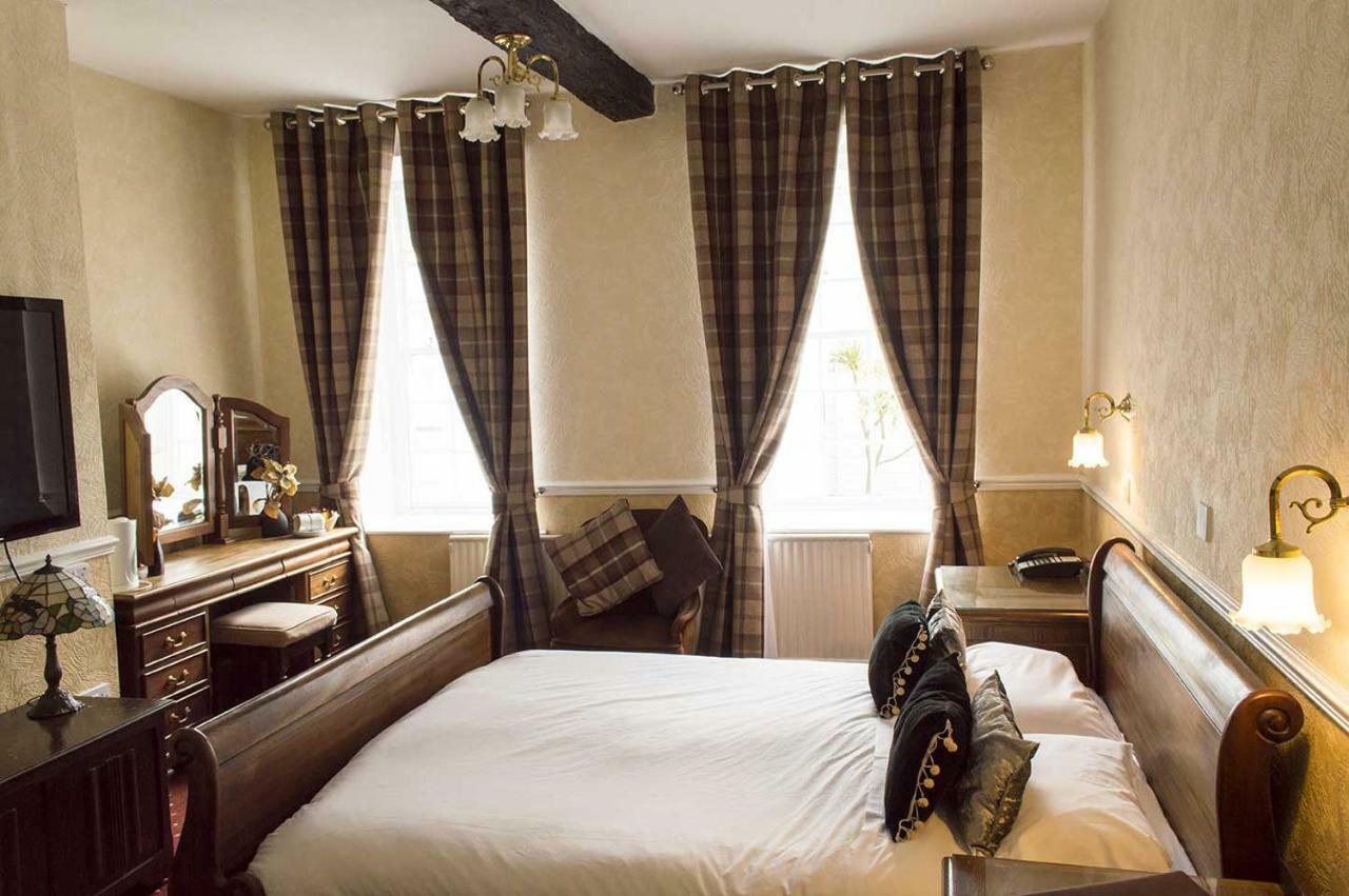 The Liverpool Arms Hotel Beaumaris Exteriör bild